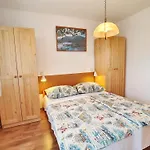Georgina - Biro Tours Nr 60 Apartment Vonyarcvashegy
