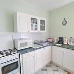 Georgina - Biro Tours Nr 60 Apartment *