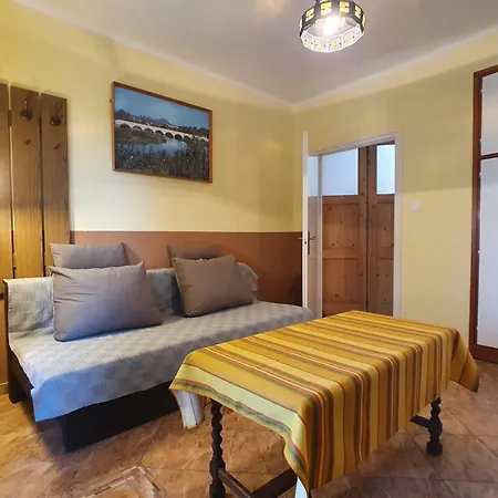 Appartement Georgina - Biro Tours Nr 60